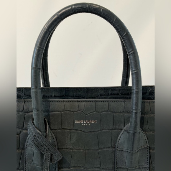 Saint Laurent Sac De Jour Tote in Matte Crocodile-Embossed Leather - Picture 3 of 17